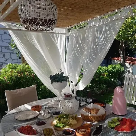 Alacati Sunset Butik Hotell