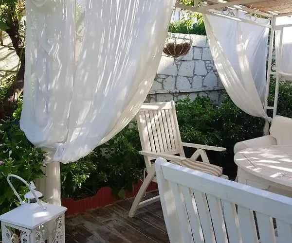 Alacati Sunset Butik 酒店