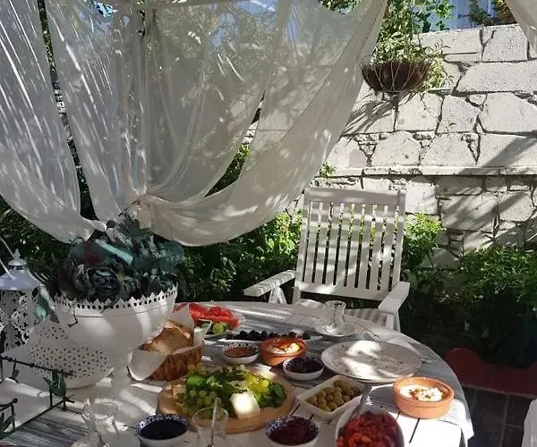 Alacati Sunset Butik Çeşme